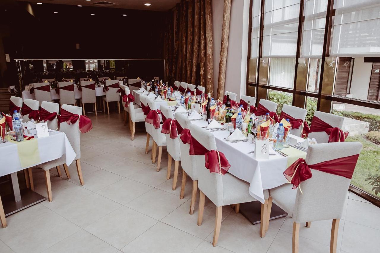 Aspen Golf Resort K004 Ski & Spa Relax Apartment Razlog Ngoại thất bức ảnh