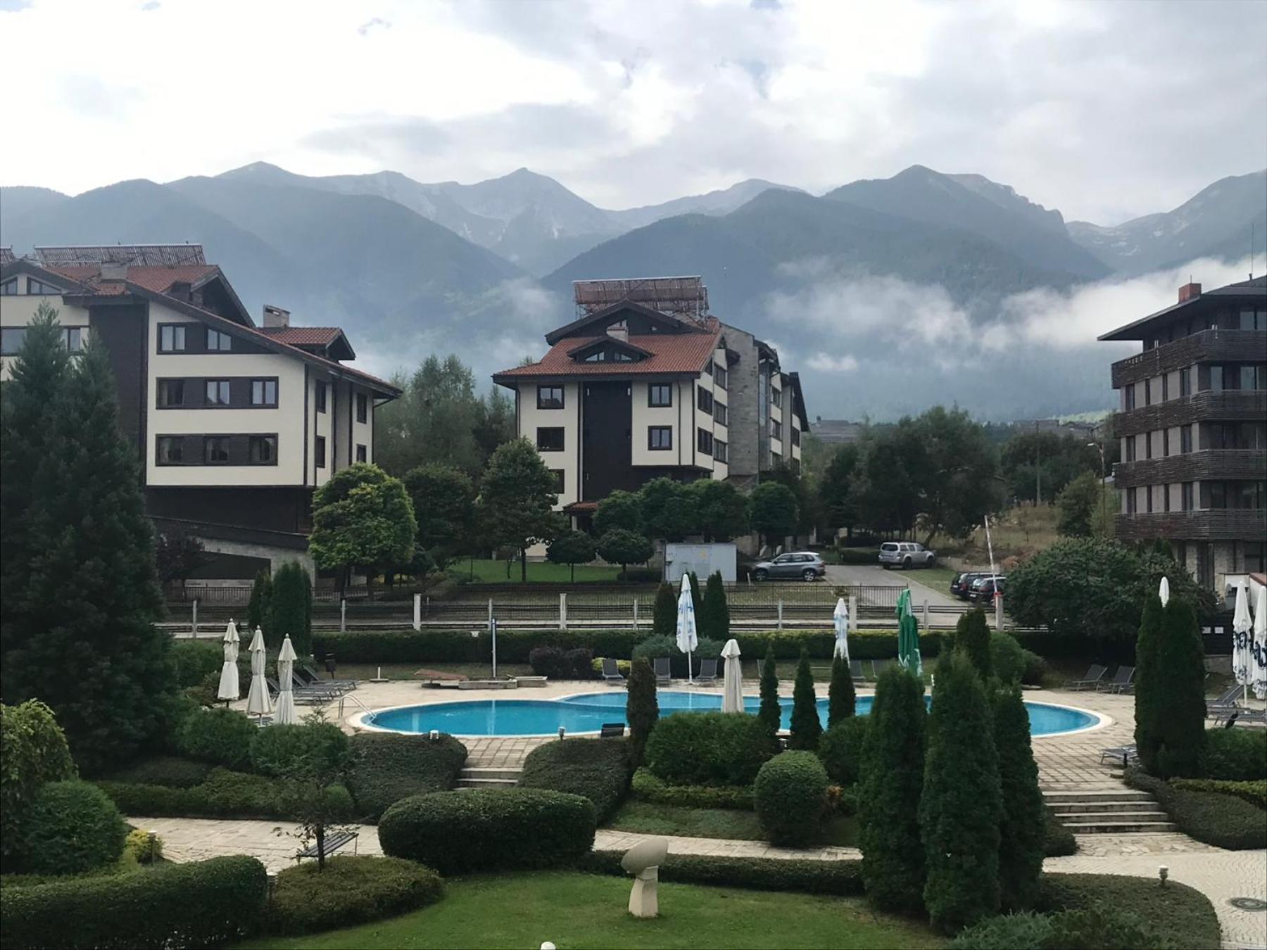 Aspen Golf Resort K004 Ski & Spa Relax Apartment Razlog Ngoại thất bức ảnh